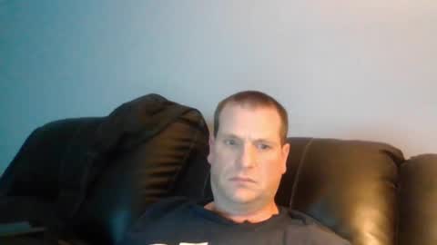 Snapshot of lovetocum37 chatting on 02/06/25, 04:42 lovetocum37 online show from 02/06/25, 04:42