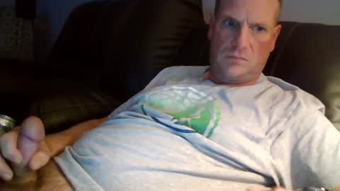 Snapshot of lovetocum37 chatting on 09/25/25, 03:10 lovetocum37 online show from 09/25/25, 03:10