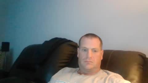 Snapshot of lovetocum37 chatting on 12/04/25, 07:33 lovetocum37 online show from 12/04/25, 07:33