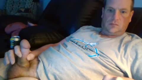 lovetocum37 online show from 04/20/26, 01:08