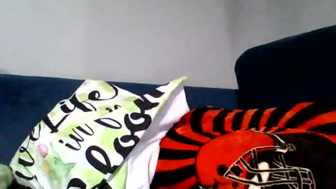 lovetocum69699 online show from 04/26/26, 03:59