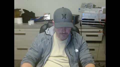 Snapshot of lovetofps chatting on 05/10/26, 08:58 Love2Game online show from 05/10/26, 08:58