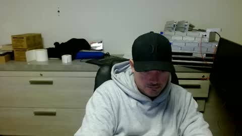 Snapshot of lovetofps chatting on 05/22/26, 06:57 Love2Game online show from 05/22/26, 06:57