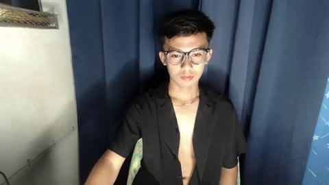 lovetosuckxox online show from 02/19/25, 11:49