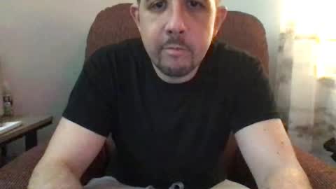 Snapshot of lovewatchingall chatting on 12/20/24, 01:58 Lovewatchingalls online show from 12/20/24, 01:58