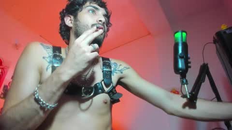 lovexjuxn77 online show from 12/13/25, 07:53