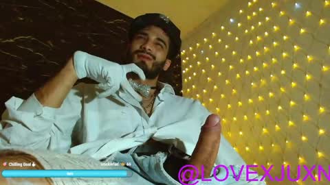 lovexjuxn77 online show from 04/15/26, 10:10