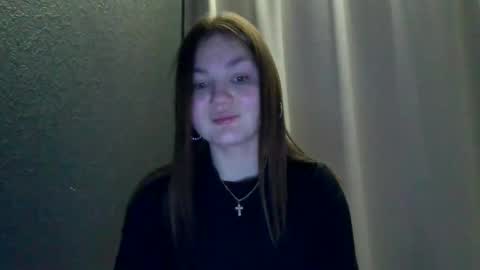Snapshot of loviesimone chatting on 12/17/25, 10:38 loviesimone online show from 12/17/25, 10:38