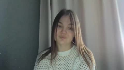 Snapshot of loviesimone chatting on 02/03/26, 11:37 loviesimone online show from 02/03/26, 11:37