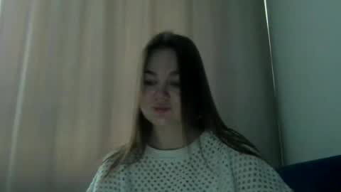 Snapshot of loviesimone chatting on 02/17/26, 10:34 loviesimone online show from 02/17/26, 10:34