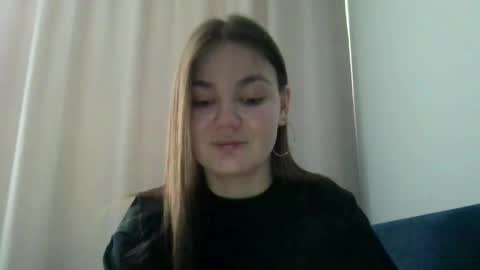 Snapshot of loviesimone chatting on 02/27/26, 08:58 loviesimone online show from 02/27/26, 08:58