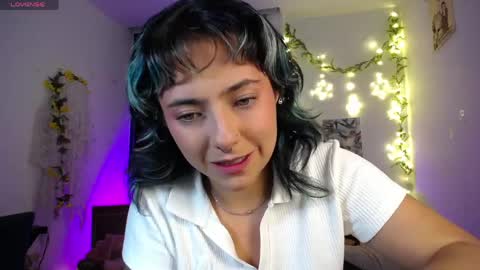 loving_alma online show from 04/12/26, 04:06