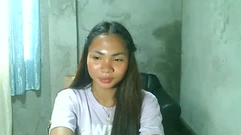 Snapshot of loving_rhean chatting on 03/11/25, 05:27 loving_rhean online show from 03/11/25, 05:27
