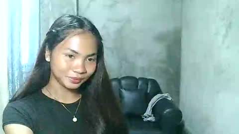Snapshot of loving_rhean chatting on 03/12/25, 04:30 loving_rhean online show from 03/12/25, 04:30