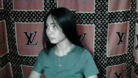 Snapshot of loving_rhean chatting on 11/16/25, 10:10 loving_rhean online show from 11/16/25, 10:10