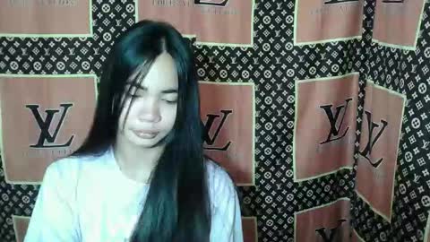 Snapshot of loving_rhean chatting on 11/28/25, 10:45 loving_rhean online show from 11/28/25, 10:45