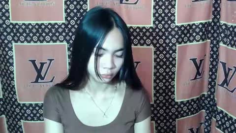 Snapshot of loving_rhean chatting on 12/14/25, 12:16 loving_rhean online show from 12/14/25, 12:16