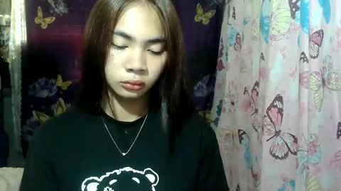 Snapshot of loving_rhean chatting on 06/09/26, 12:00 loving_rhean online show from 06/09/26, 12:00