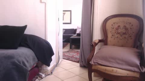 Snapshot of lovio75 chatting on 04/17/26, 11:13 lovio75 online show from 04/17/26, 11:13