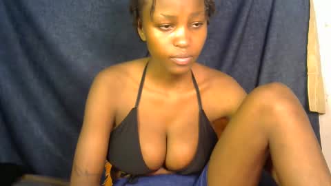 lovly_lastborn online show from 09/29/25, 08:13