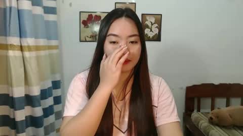 lovvvable_yoj online show from 12/18/24, 01:02