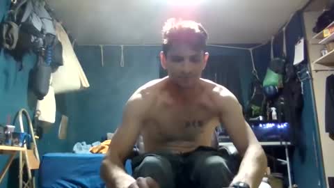 Snapshot of lowcard2389 chatting on 03/04/25, 09:22 lowcard2389 online show from 03/04/25, 09:22