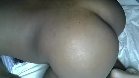 Snapshot of lowenyangvalentine chatting on 11/29/25, 02:47 lowenyangvalentine online show from 11/29/25, 02:47