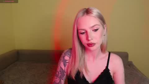 Viola online show from 04/15/26, 07:58