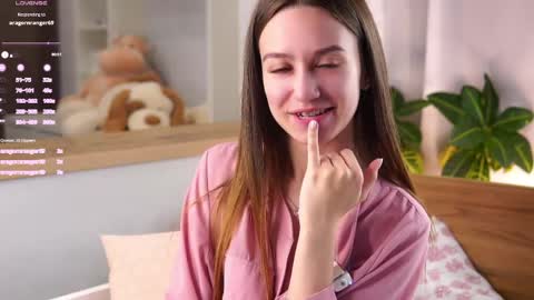 Amelia online show from 05/31/26, 12:23