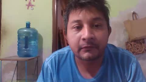 Snapshot of lpmauriciosantamaria chatting on 02/15/26, 04:03 lpmauriciosantamaria online show from 02/15/26, 04:03