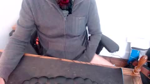 lreed090 online show from 04/20/26, 03:37