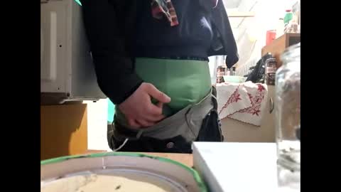 Snapshot of lshot_d chatting on 01/13/26, 10:37 Lshot D online show from 01/13/26, 10:37