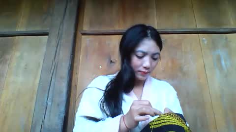 Snapshot of lsmbaby chatting on 10/26/25, 01:55 lsmbaby online show from 10/26/25, 01:55