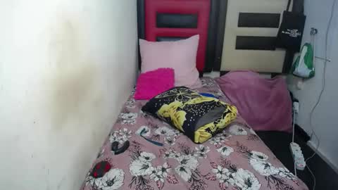 lsnnickykhanyile online show from 03/15/26, 10:21