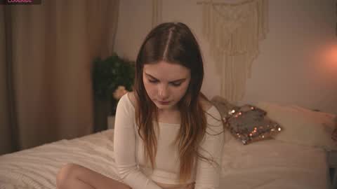 Snapshot of lu__lane chatting on 09/12/25, 07:30 Lu 3 online show from 09/12/25, 07:30