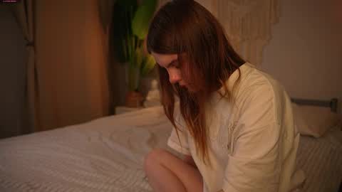 Snapshot of lu__lane chatting on 09/29/25, 07:57 Lu 3 online show from 09/29/25, 07:57