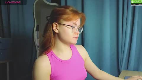 Snapshot of lu_muon chatting on 02/15/26, 12:36 lu_muon online show from 02/15/26, 12:36