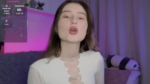 Lua online show from 03/08/26, 10:02