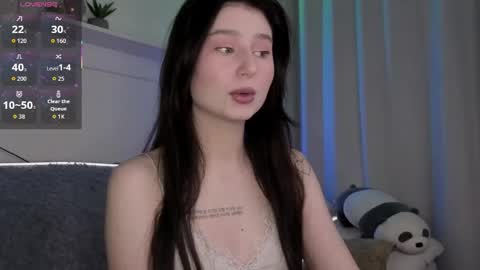 Snapshot of lua__19 chatting on 04/28/26, 05:07 Lua online show from 04/28/26, 05:07