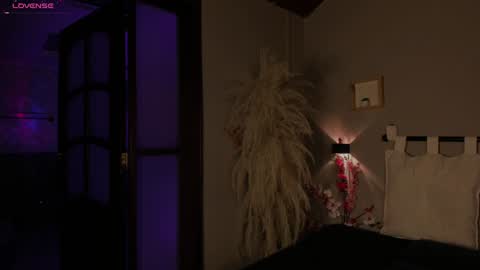 Snapshot of lua_ferch_ chatting on 12/28/24, 03:26 ---Goys incredible photographs online show from 12/28/24, 03:26