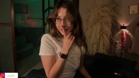 Snapshot of lua_ferch_ chatting on 01/08/25, 03:28 ---Goys incredible photographs online show from 01/08/25, 03:28