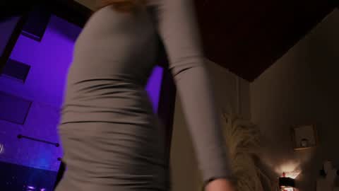 Snapshot of lua_ferch_ chatting on 01/23/25, 04:48 ---Goys incredible photographs online show from 01/23/25, 04:48