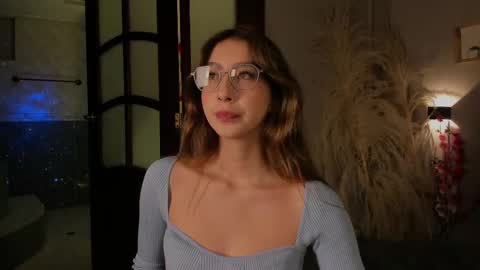 Snapshot of lua_ferch_ chatting on 02/11/25, 12:37 ---Goys incredible photographs online show from 02/11/25, 12:37