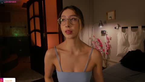 Snapshot of lua_ferch_ chatting on 02/24/25, 12:59 ---Goys incredible photographs online show from 02/24/25, 12:59