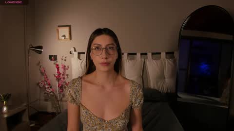 Snapshot of lua_ferch_ chatting on 03/04/25, 12:55 ---Goys incredible photographs online show from 03/04/25, 12:55