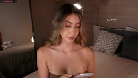 Snapshot of lua_ferch_ chatting on 06/09/26, 01:12 ---Goys incredible photographs online show from 06/09/26, 01:12