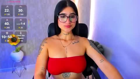 Luana online show from 11/20/25, 12:05