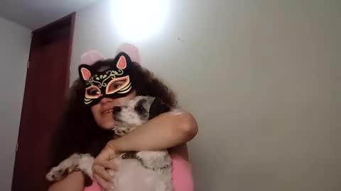 luanapowerful online show from 01/28/25, 03:36