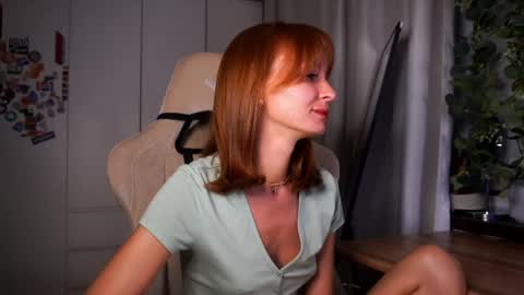 Snapshot of lubafox chatting on 05/20/26, 07:20 Luba online show from 05/20/26, 07:20