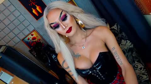 DEMONYETA LA TARRAH online show from 12/09/24, 11:56